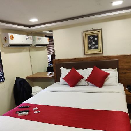 Hotel Happyland Mumbai Exterior photo