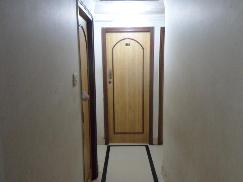 Hotel Happyland Mumbai Exterior photo