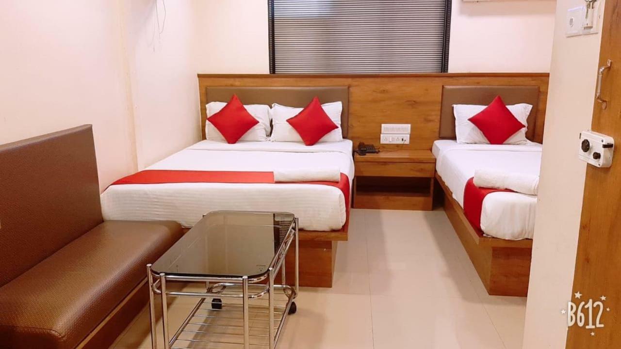 Hotel Happyland Mumbai Exterior photo