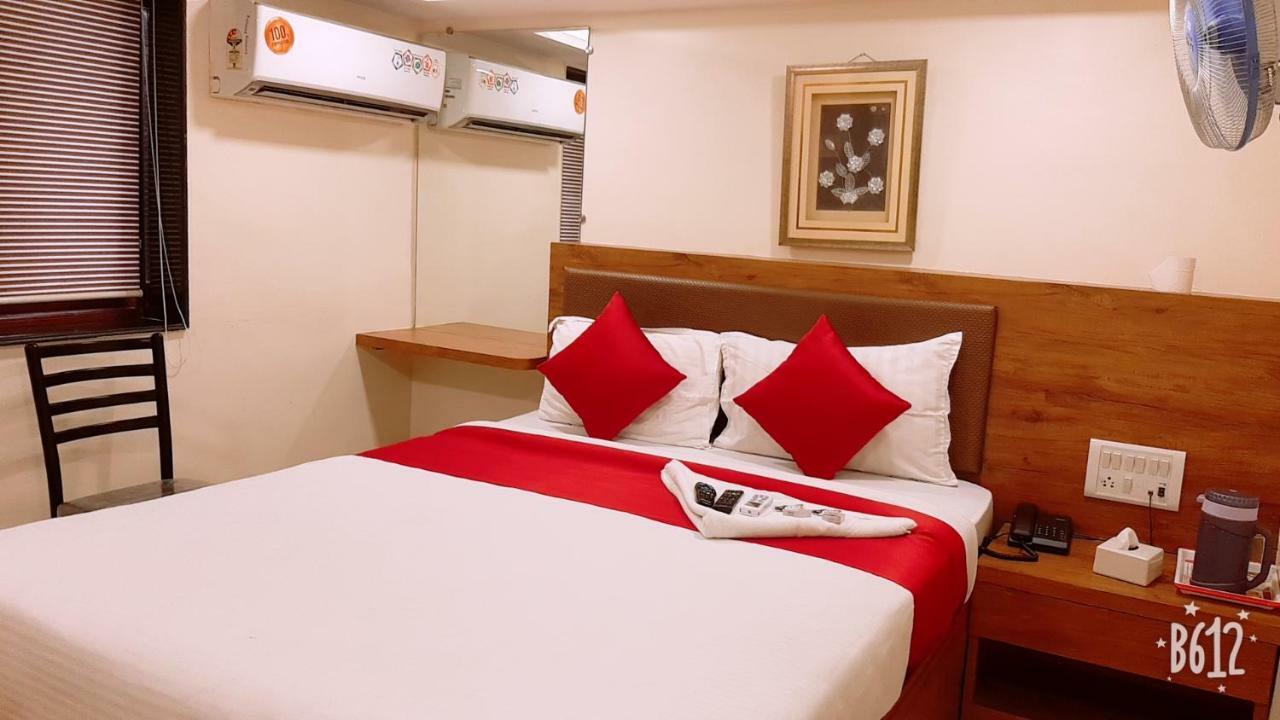Hotel Happyland Mumbai Exterior photo